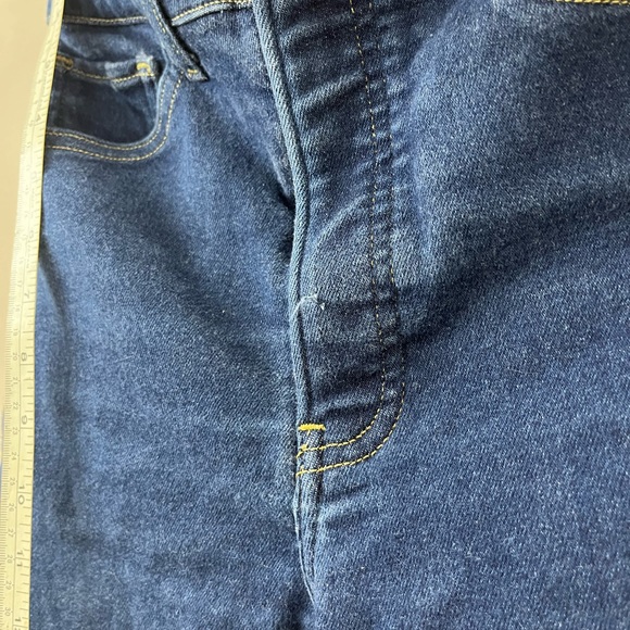 Express Slim Super High Rise Jeans 4/R - Picture 8 of 8